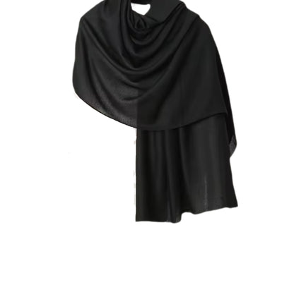 https://www.amodeyah.com/cdn/shop/files/Cotton-Linen Hijab – Black | Textured & Breathable.jpg