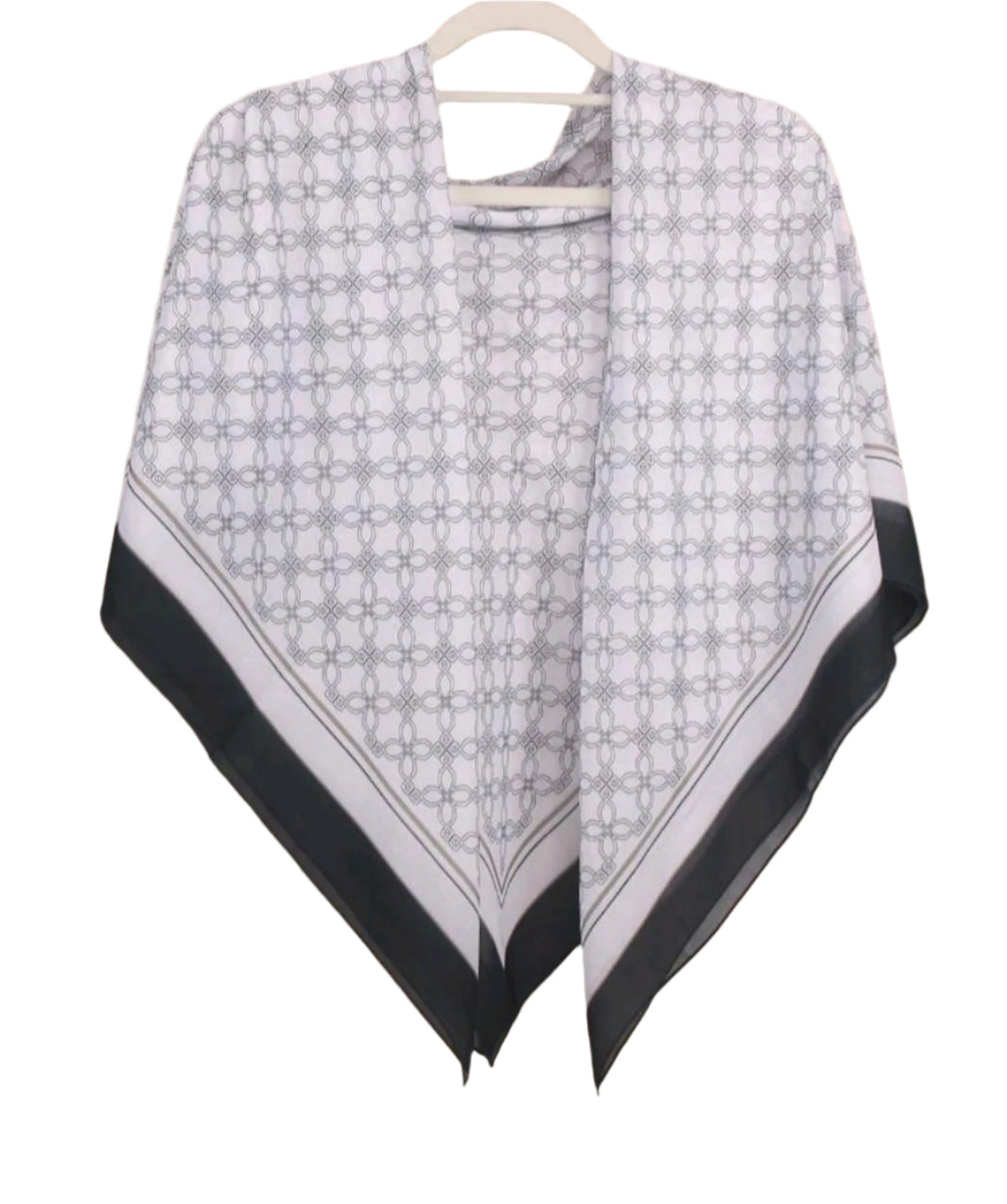 https://www.amodeyah.com/cdn/shop/files/White with Grey Geometric Pattern and Black Borde.jpg